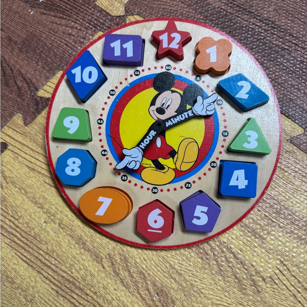 Disney Mickey Mouse Colorful Learning Clock